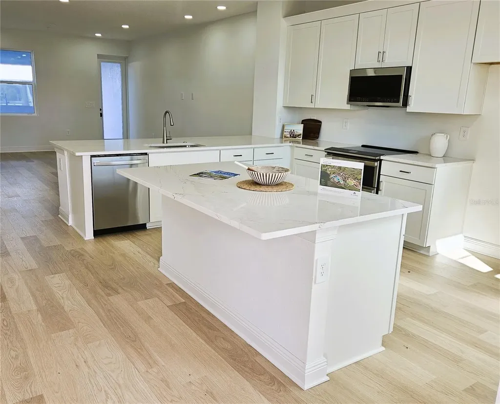 17712 Broadleaf Loop Venice FL 34293