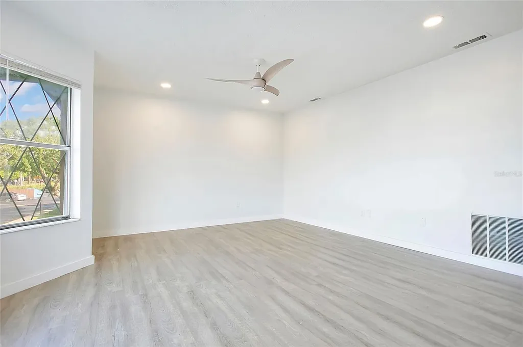 5407 Hansel Avenue Orlando FL 32809