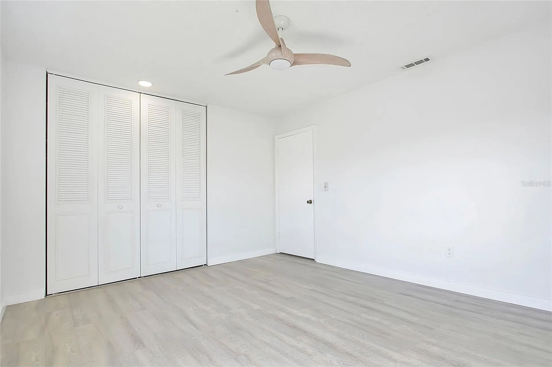5407 Hansel Avenue Orlando FL 32809