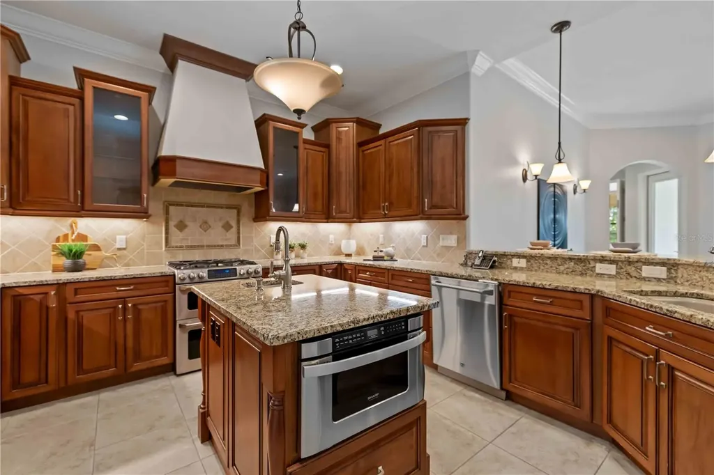 15403 Leven Links Place Lakewood Ranch FL 34202