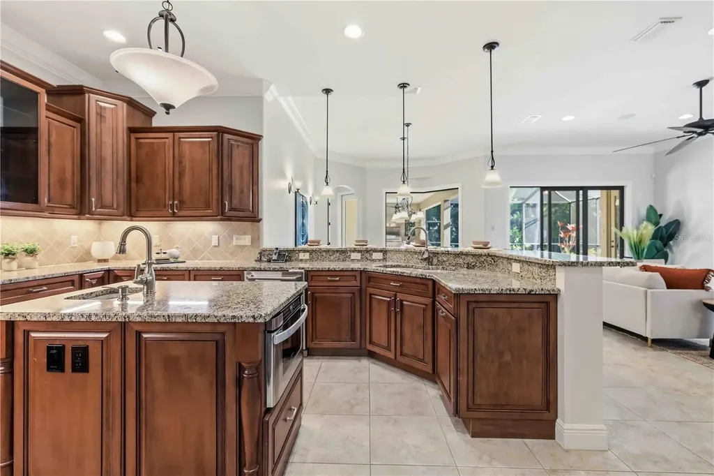 15403 Leven Links Place Lakewood Ranch FL 34202