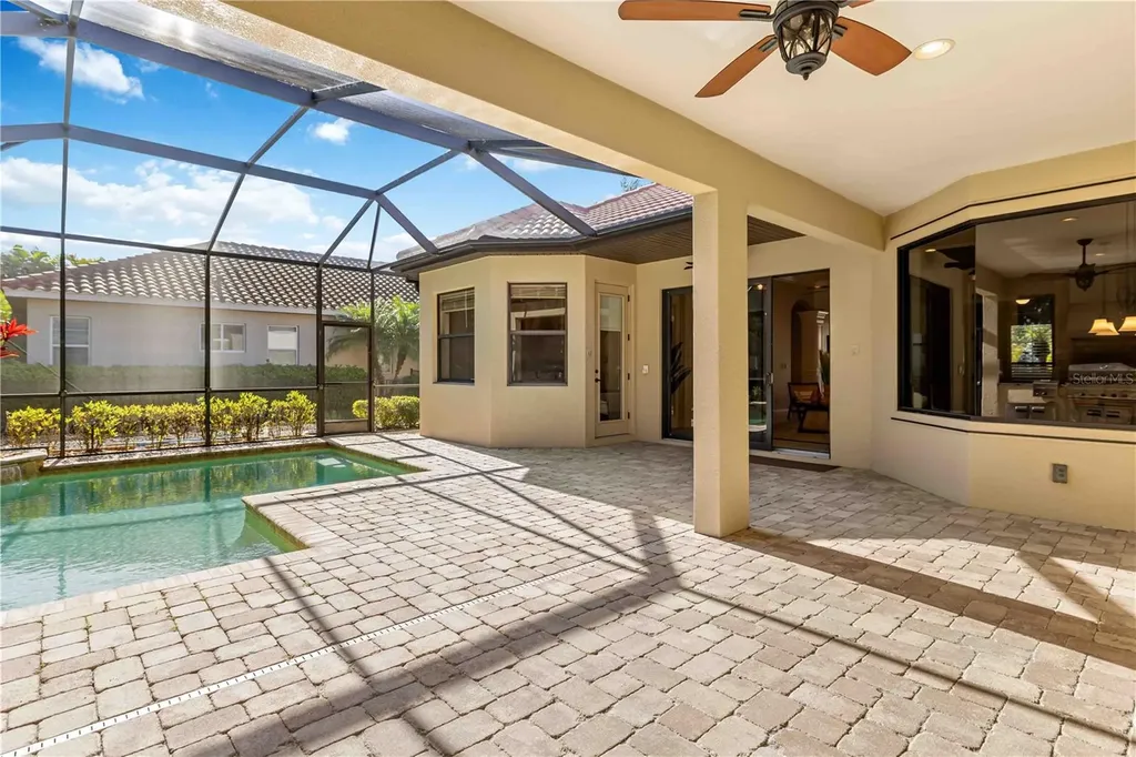 15403 Leven Links Place Lakewood Ranch FL 34202