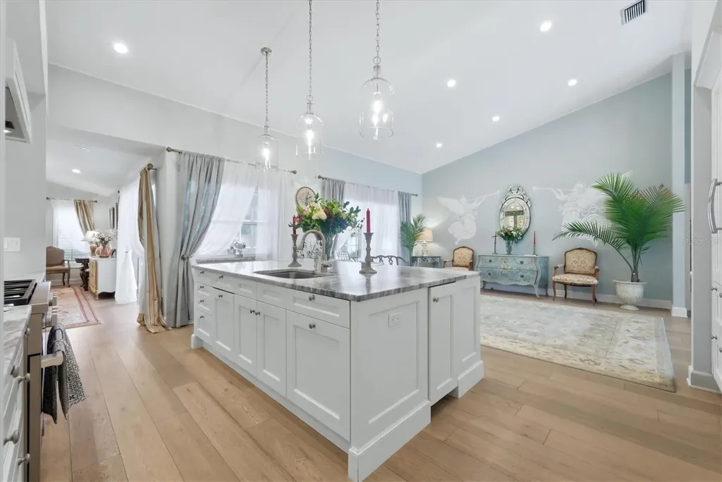 3508 Avenida Madera Bradenton FL 34210