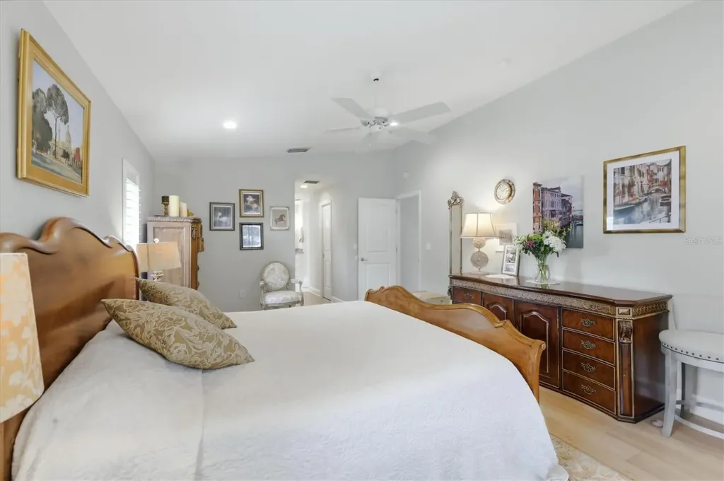 3508 Avenida Madera Bradenton FL 34210