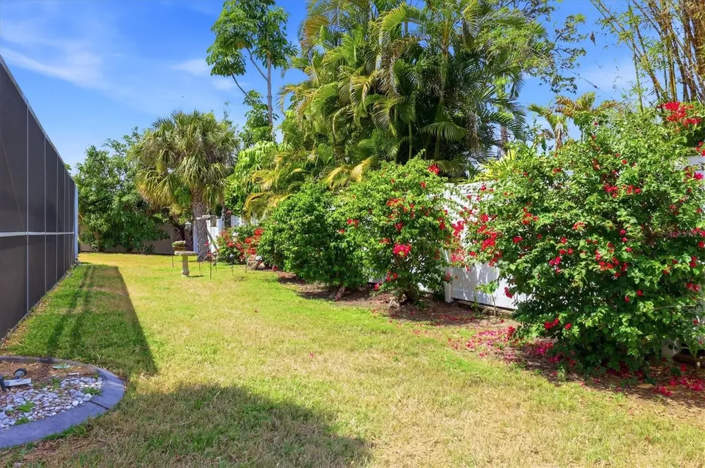 3508 Avenida Madera Bradenton FL 34210
