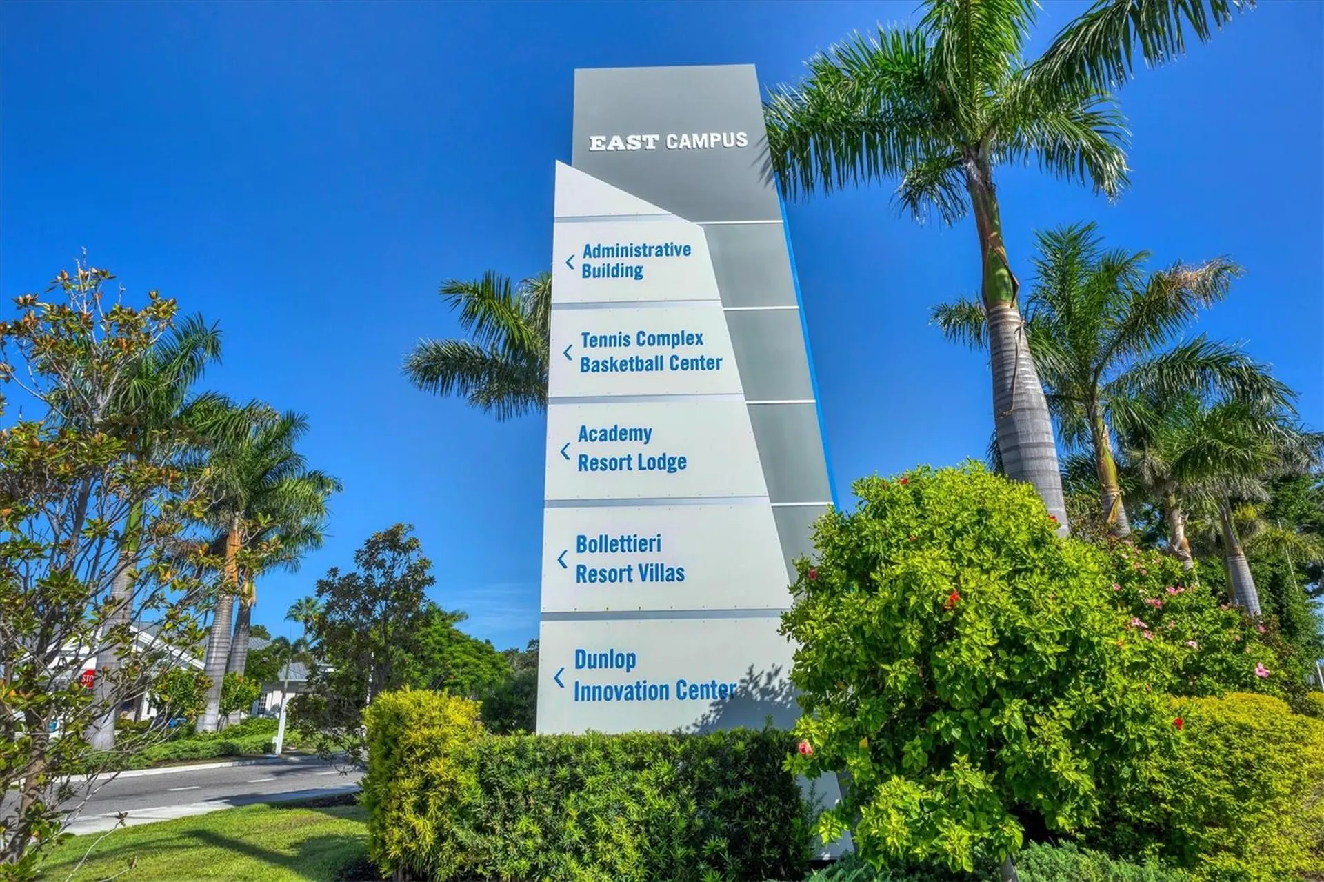 3508 Avenida Madera Bradenton FL 34210