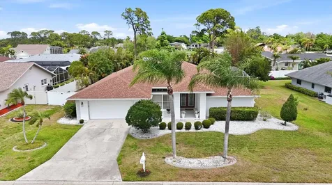3508 Avenida Madera Bradenton FL 34210