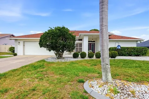 3508 Avenida Madera Bradenton FL 34210