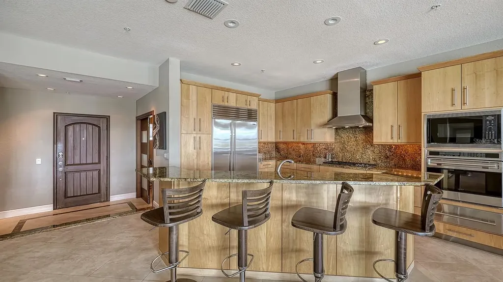 650 Golden Gate Point Sarasota FL 34236