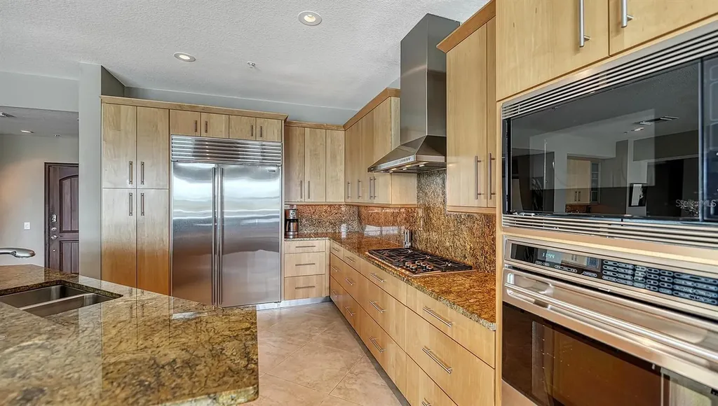 650 Golden Gate Point Sarasota FL 34236