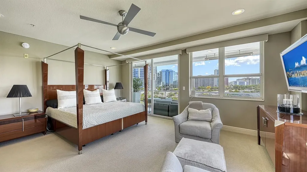 650 Golden Gate Point Sarasota FL 34236