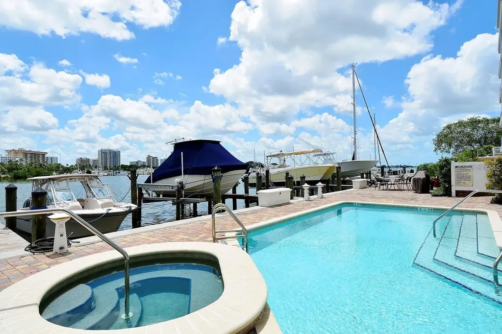 650 Golden Gate Point Sarasota FL 34236