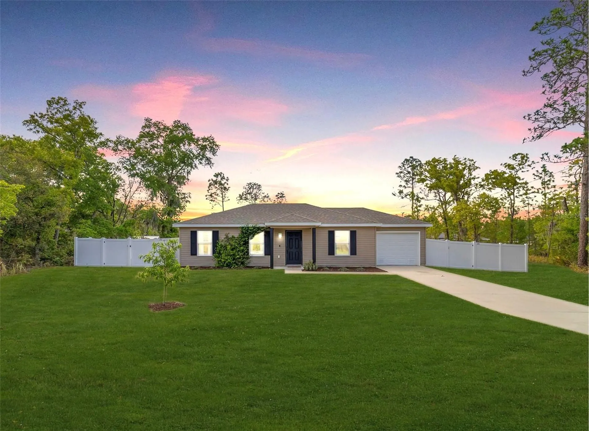 3 Locust Loop Ocala FL 34472