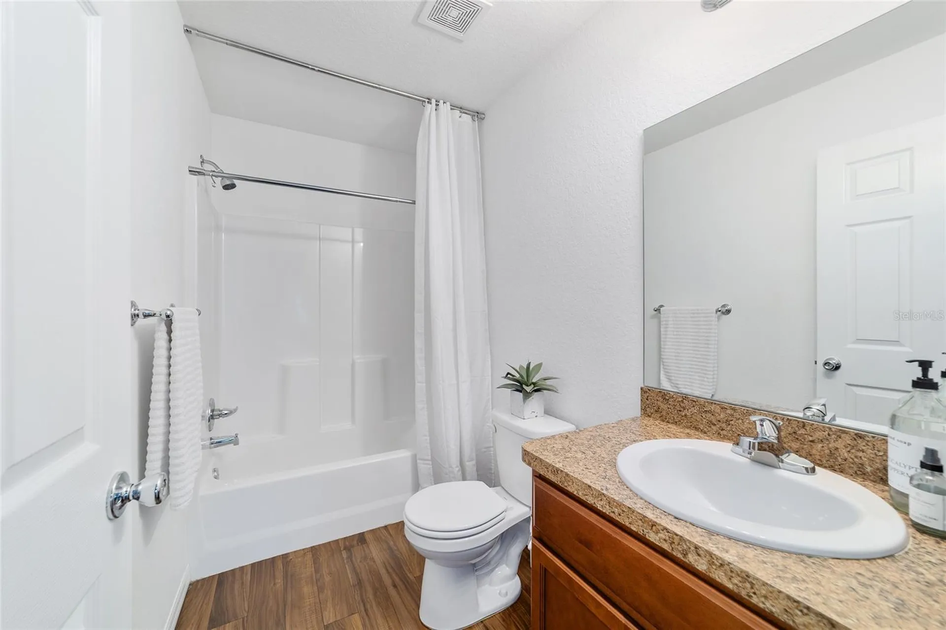 3 Locust Loop Ocala FL 34472