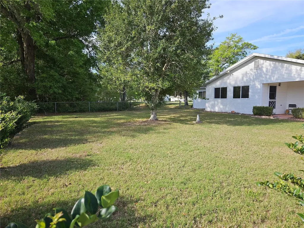 11087 SW 77th Court Ocala FL 34476