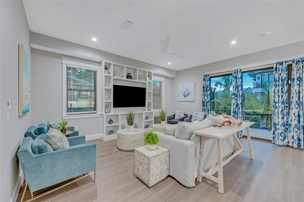 209 Garfield Drive Sarasota FL 34236