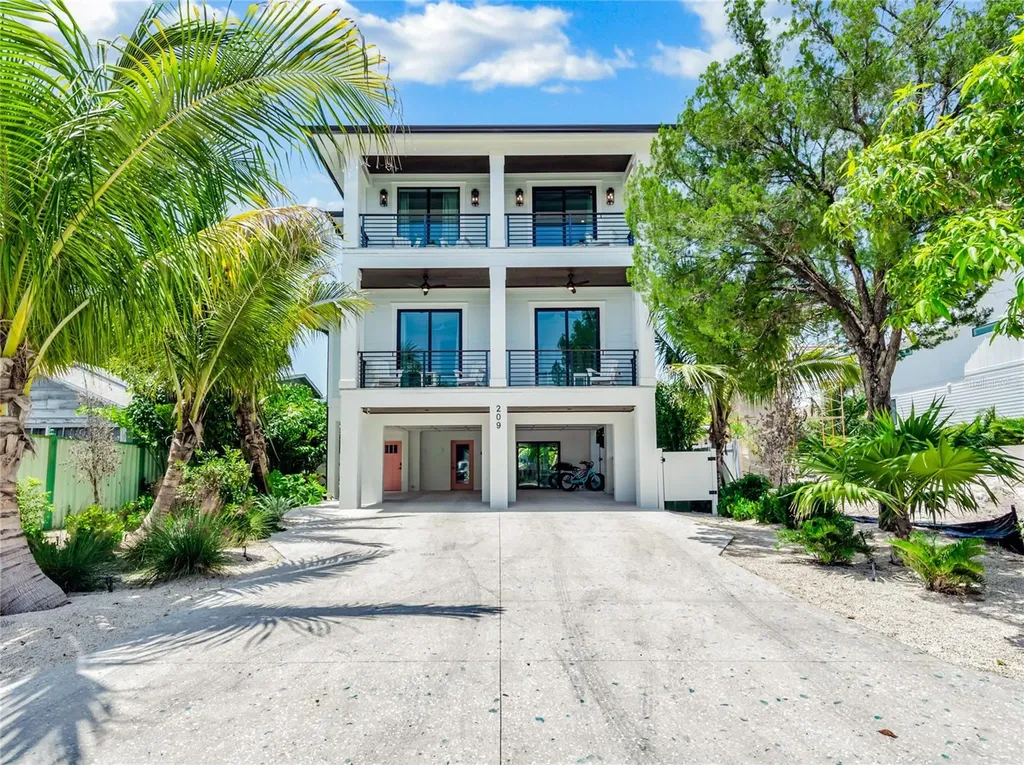 209 Garfield Drive Sarasota FL 34236