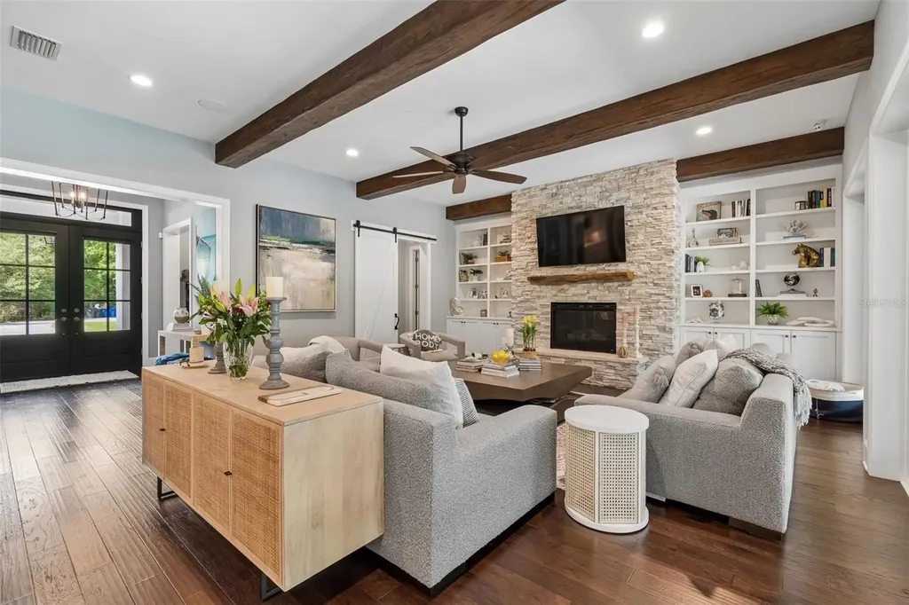 17001 Midas Lane Lutz FL 33549