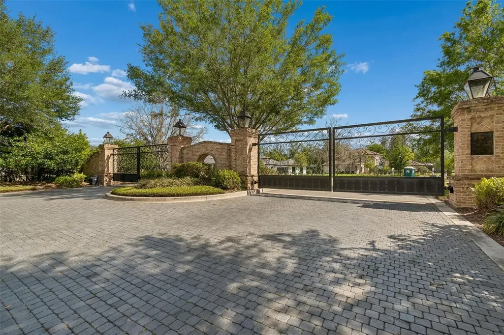 17001 Midas Lane Lutz FL 33549