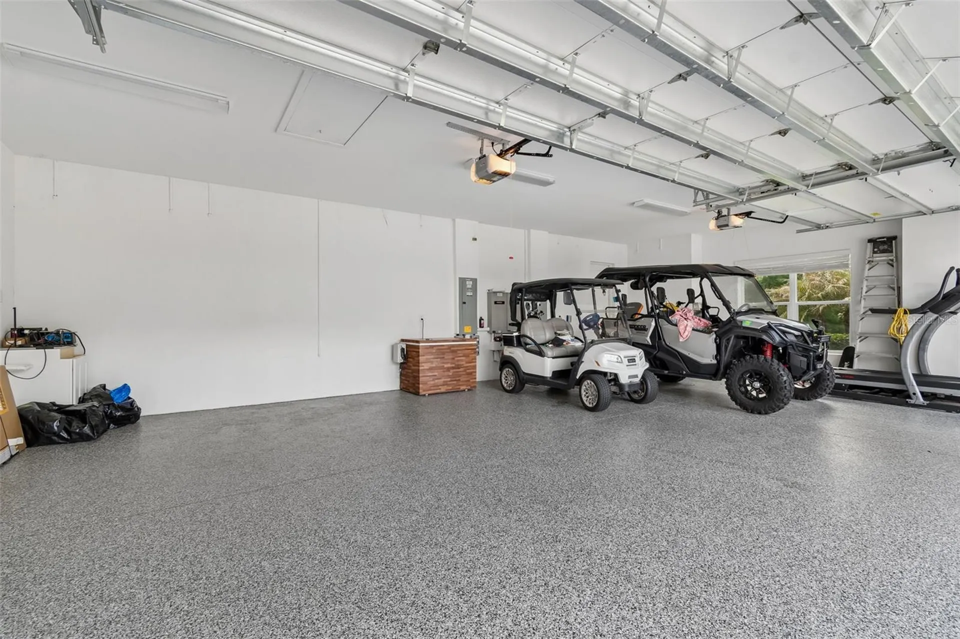 17001 Midas Lane Lutz FL 33549