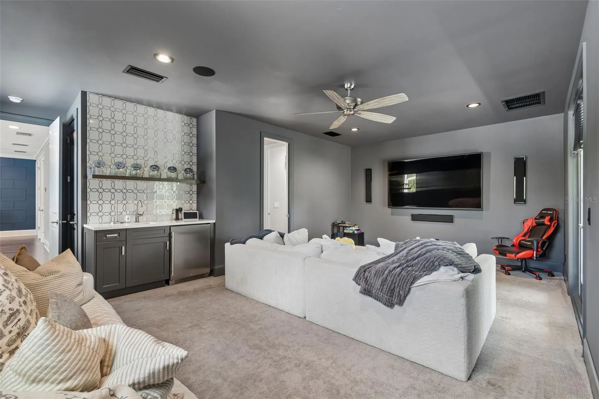 17001 Midas Lane Lutz FL 33549