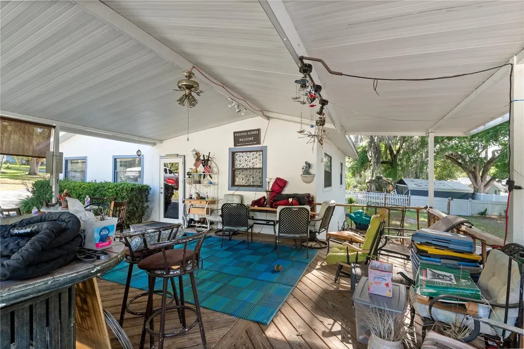 270 W Mcclendon Street Lady Lake FL 32159