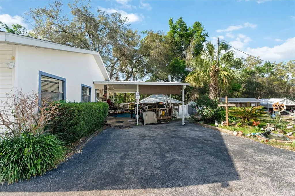 270 W Mcclendon Street Lady Lake FL 32159