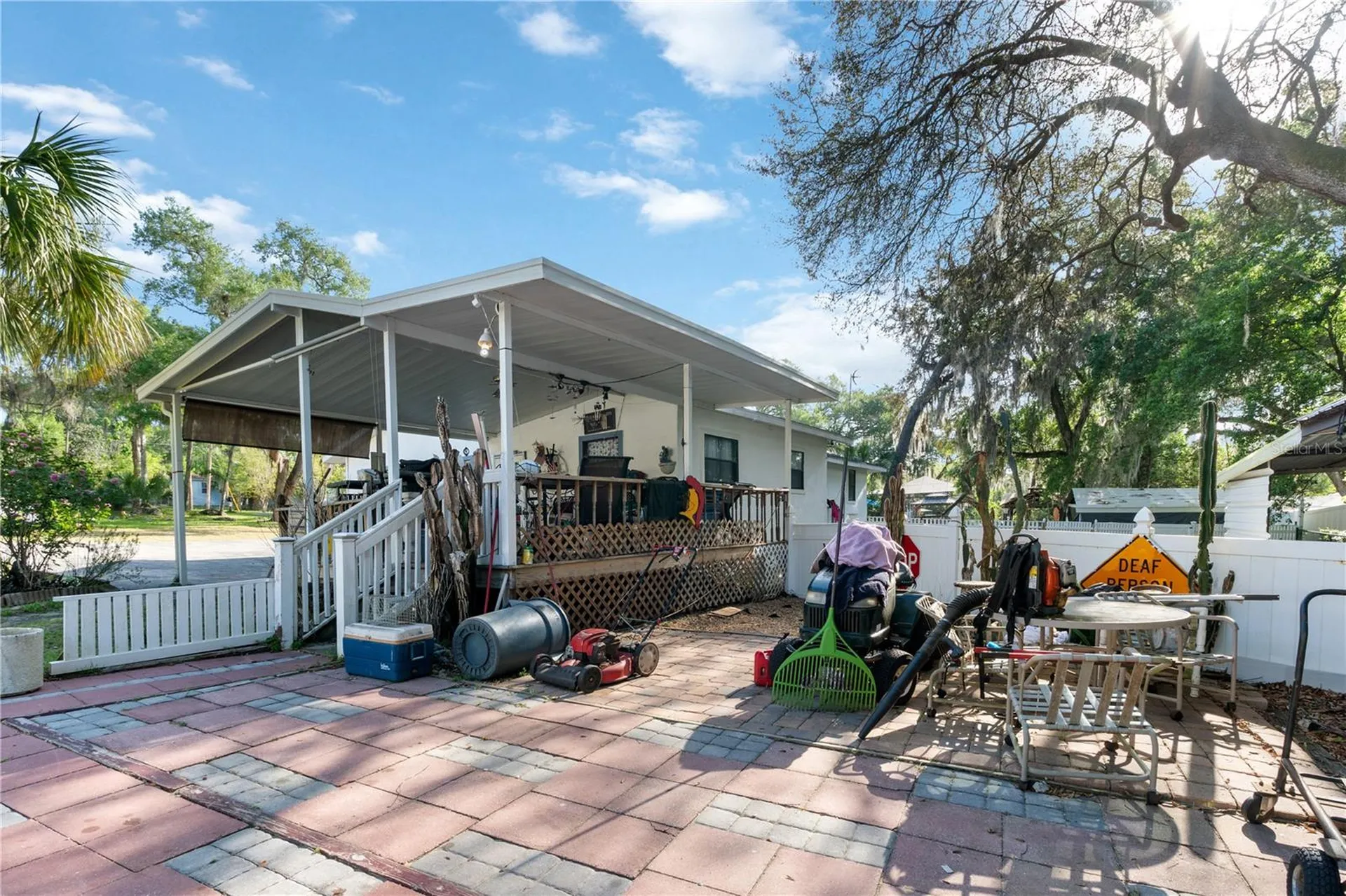 270 W Mcclendon Street Lady Lake FL 32159