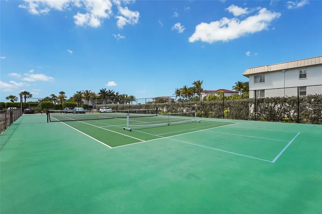 3240 Gulf Of Mexico Drive Longboat Key FL 34228