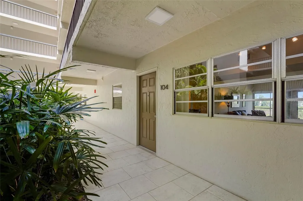 3240 Gulf Of Mexico Drive Longboat Key FL 34228