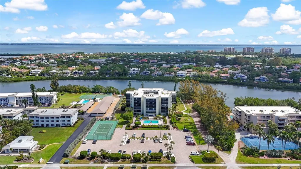 3240 Gulf Of Mexico Drive Longboat Key FL 34228