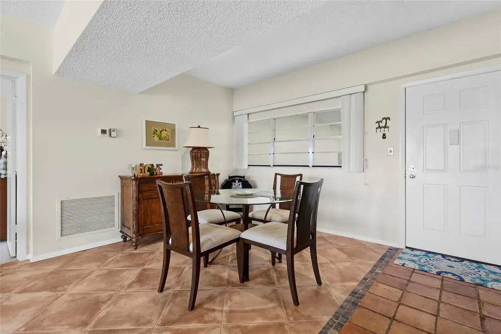 3240 Gulf Of Mexico Drive Longboat Key FL 34228