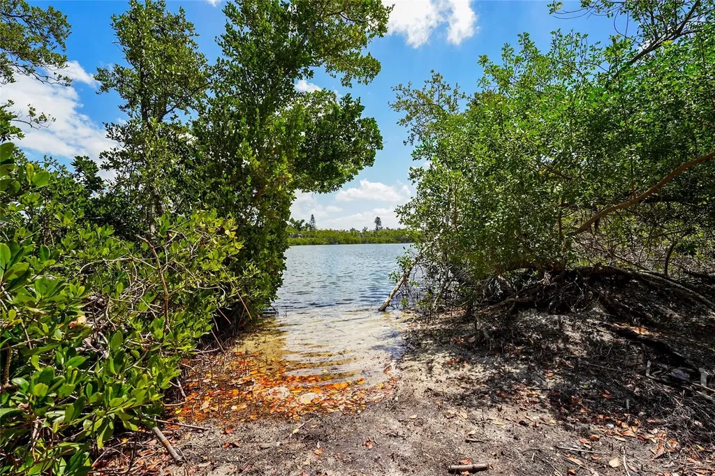 3240 Gulf Of Mexico Drive Longboat Key FL 34228