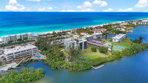 3240 Gulf Of Mexico Drive Longboat Key FL 34228