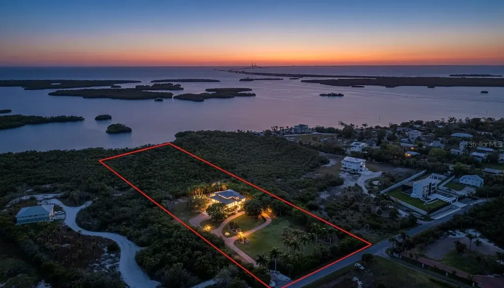 455 Horseshoe Loop Road Terra Ceia FL 34250