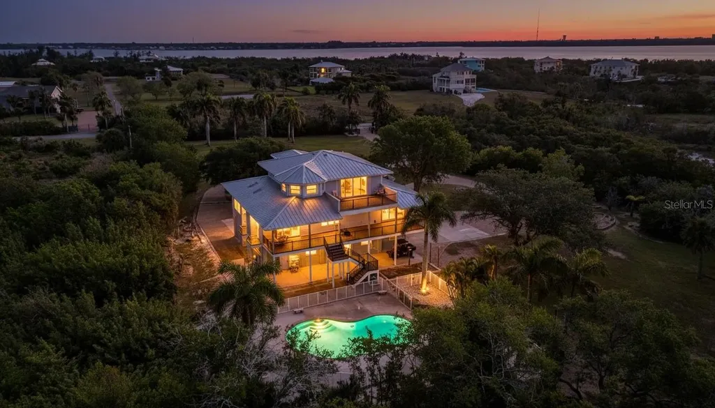 455 Horseshoe Loop Road Terra Ceia FL 34250