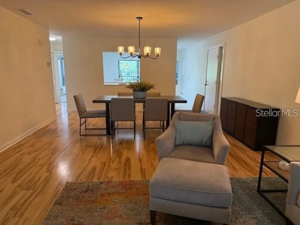 6120 Country Club Way Sarasota FL 34243