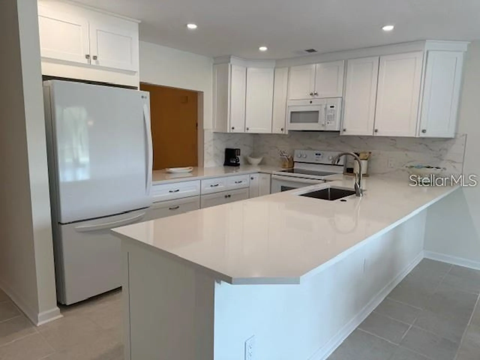 6120 Country Club Way Sarasota FL 34243