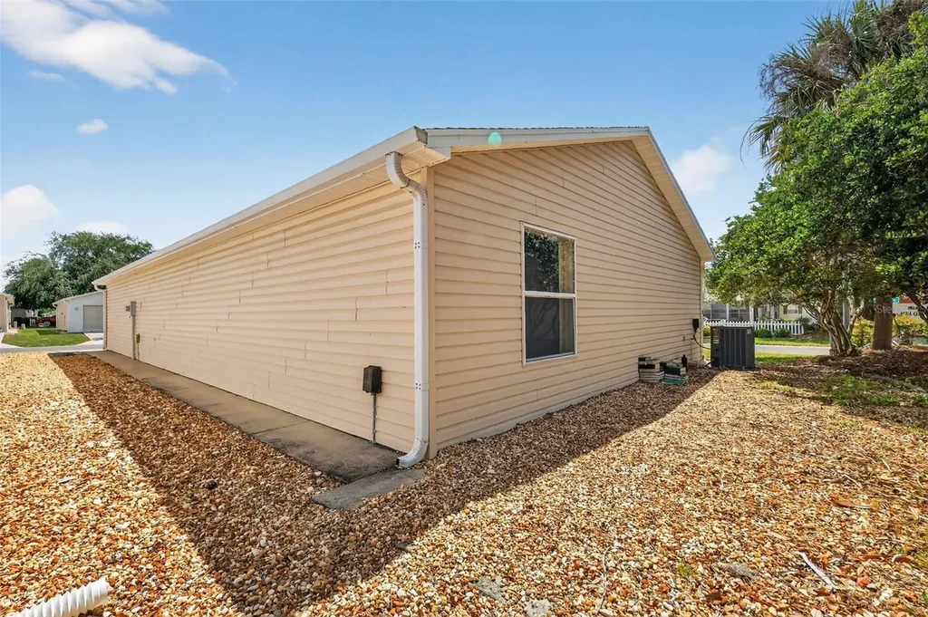 2149 Escobar Avenue The Villages FL 32159