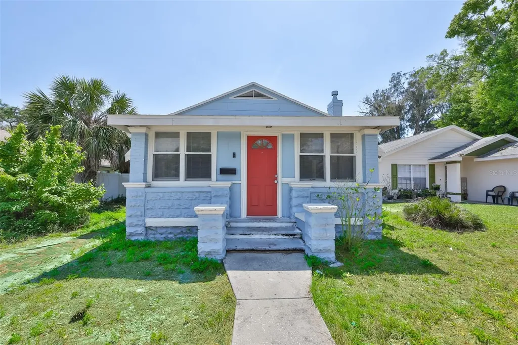 4736 5th Avenue S St Petersburg FL 33711