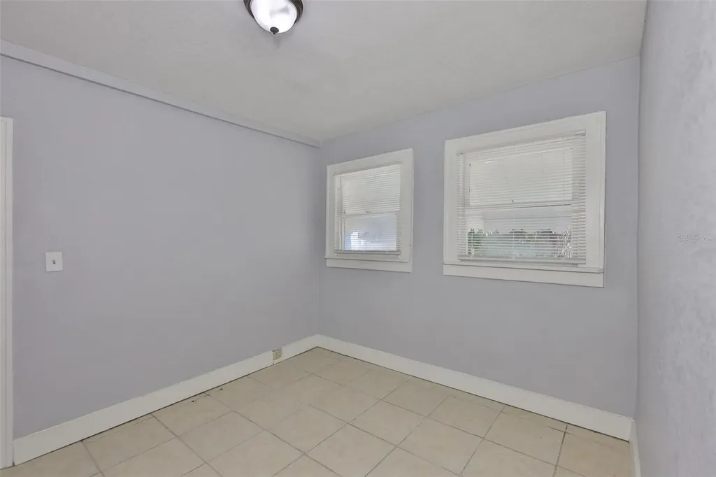 4736 5th Avenue S St Petersburg FL 33711
