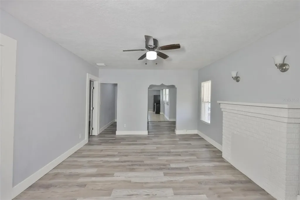 4736 5th Avenue S St Petersburg FL 33711
