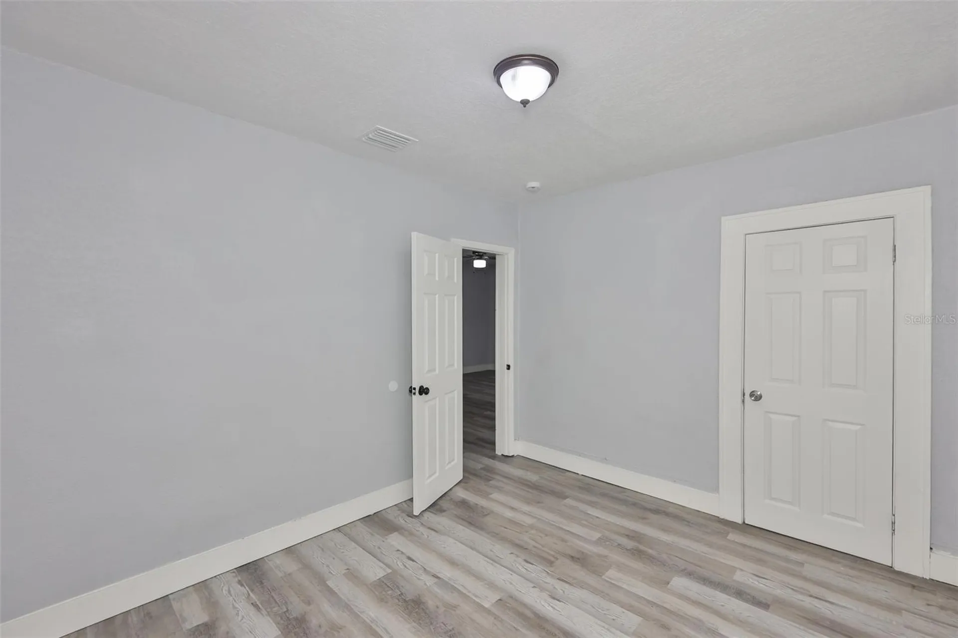 4736 5th Avenue S St Petersburg FL 33711