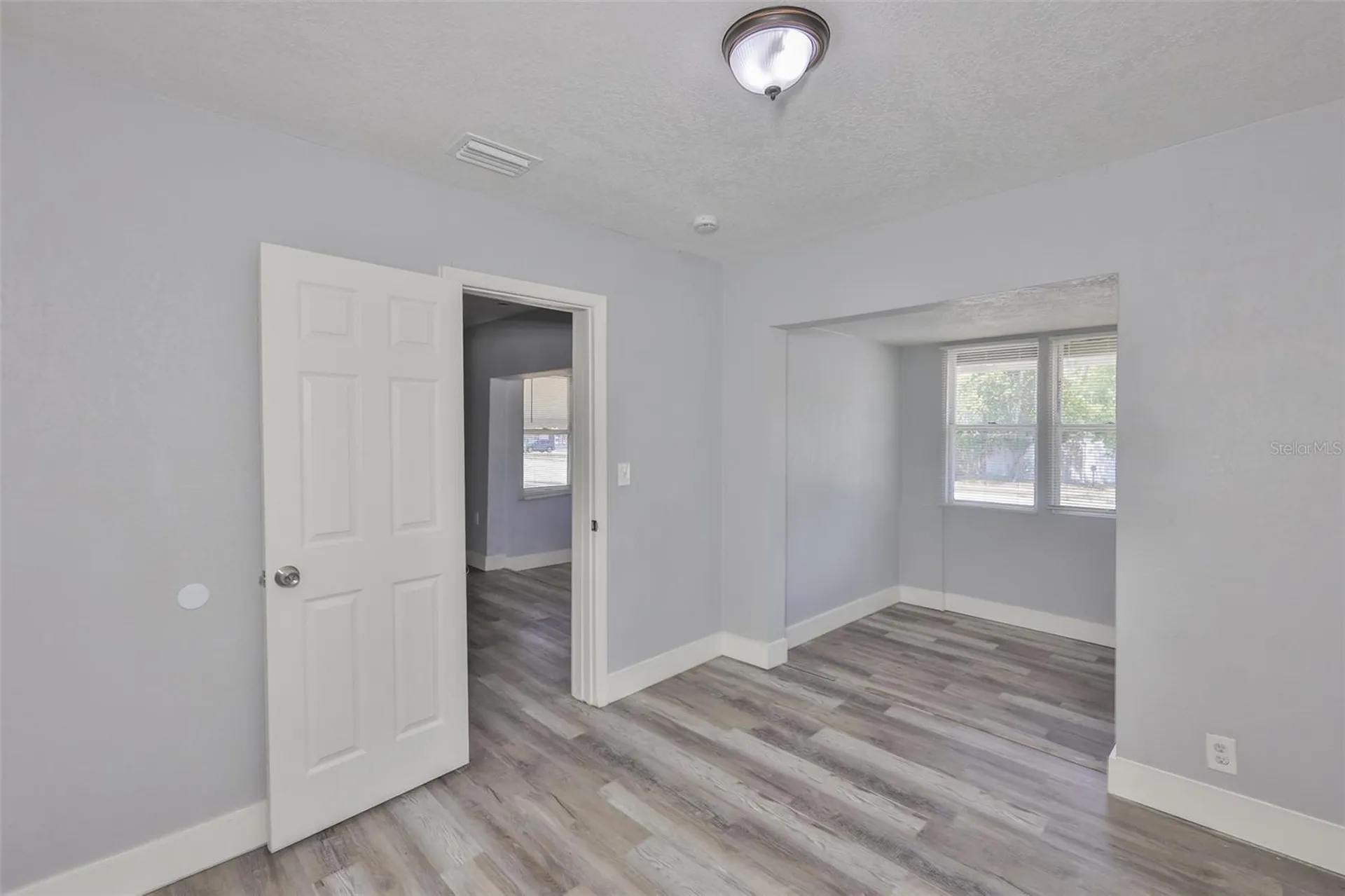 4736 5th Avenue S St Petersburg FL 33711