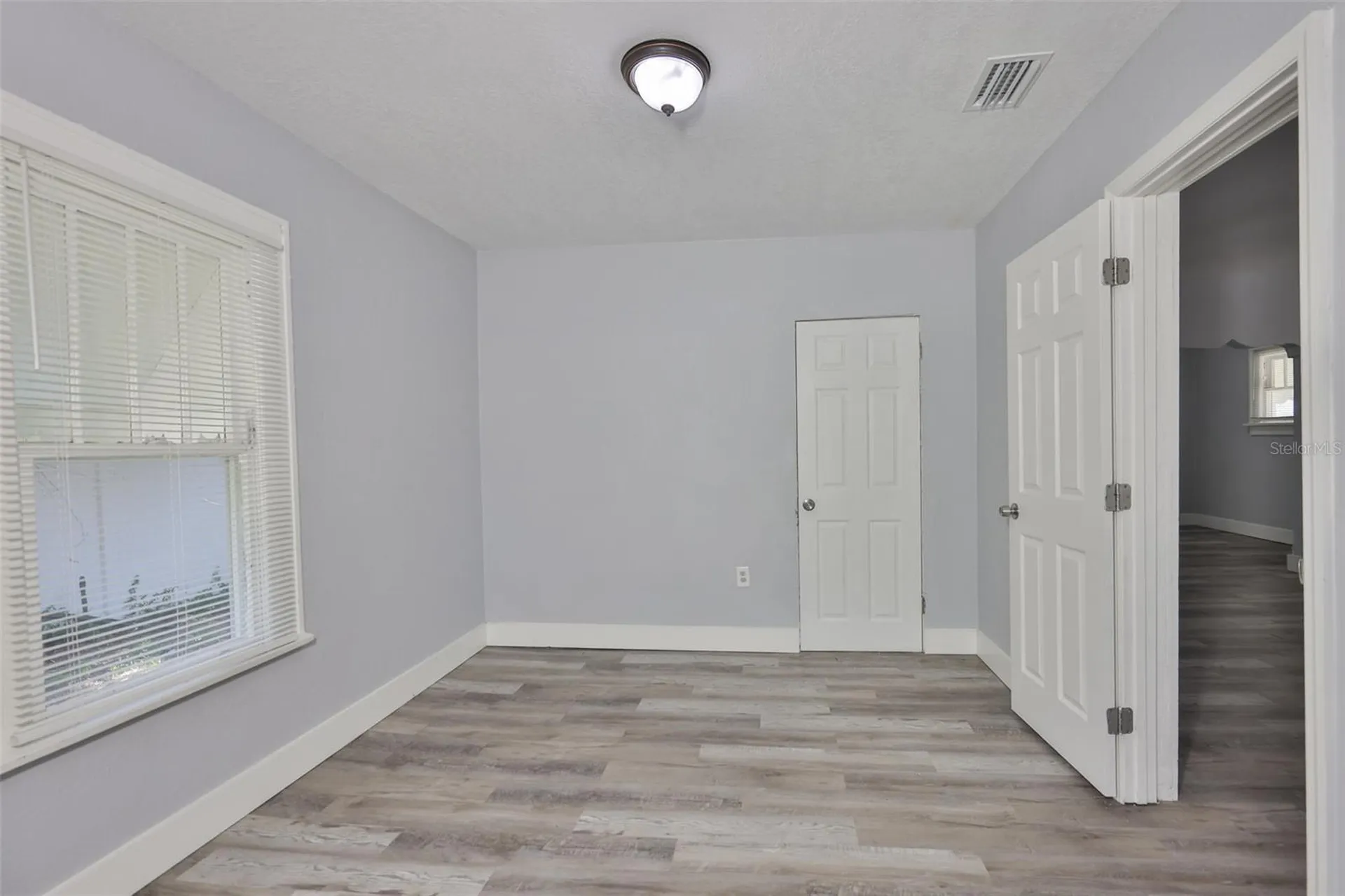 4736 5th Avenue S St Petersburg FL 33711