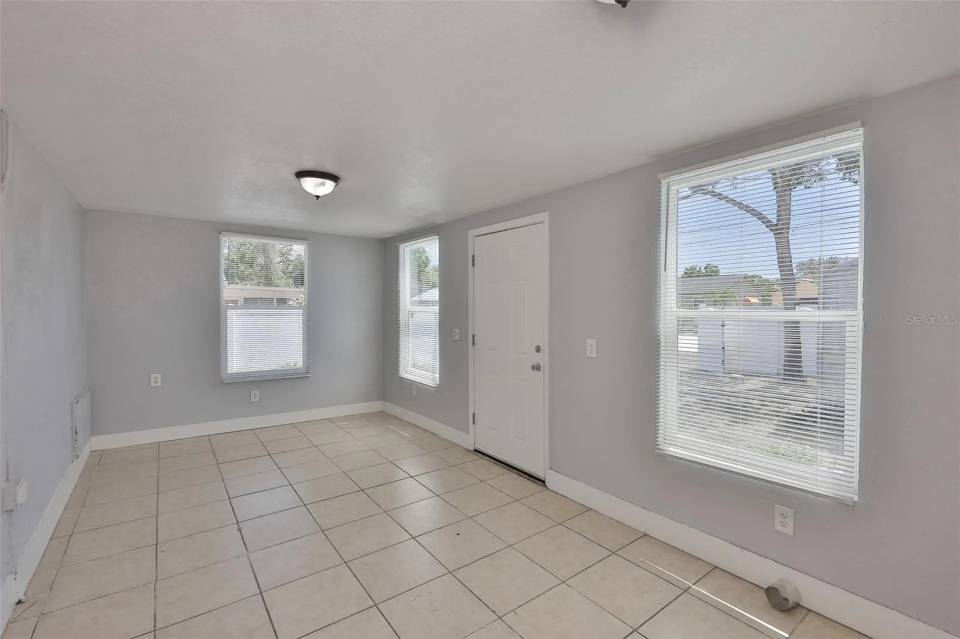 4736 5th Avenue S St Petersburg FL 33711