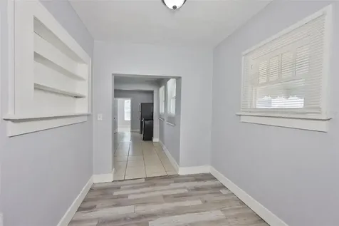 4736 5th Avenue S St Petersburg FL 33711