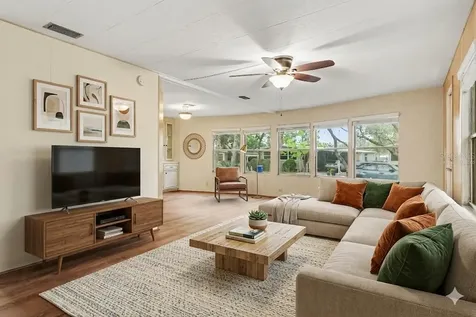 406 N Plantation Boulevard Lake Mary FL 32746