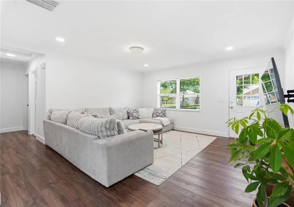 2314 Landon Terrace Palm Harbor FL 34683