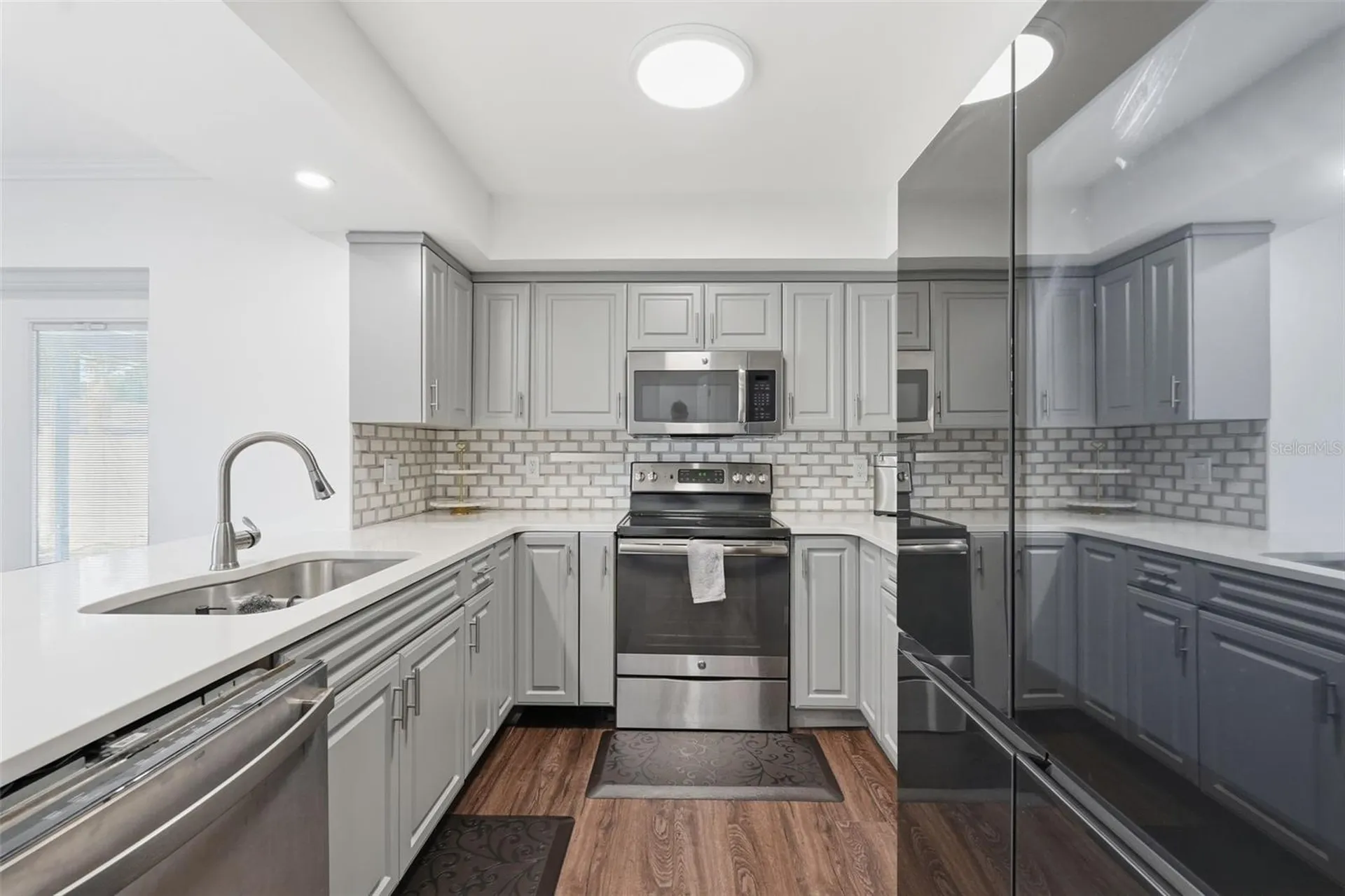 2314 Landon Terrace Palm Harbor FL 34683